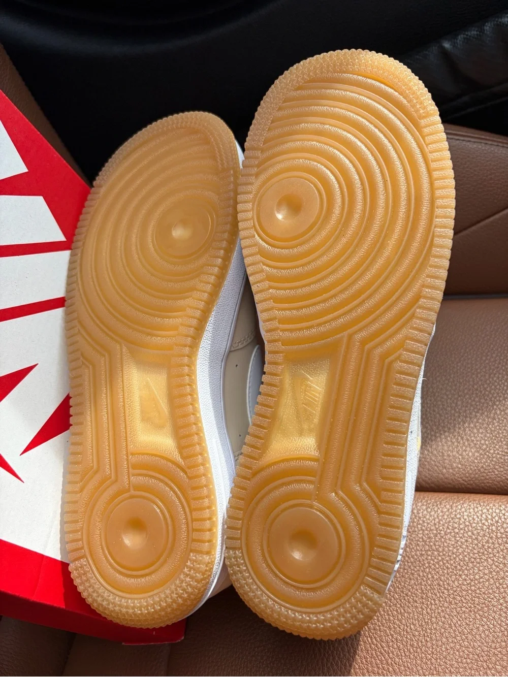 Nike Kids Cream Low-Top Sneakers with White Laces
